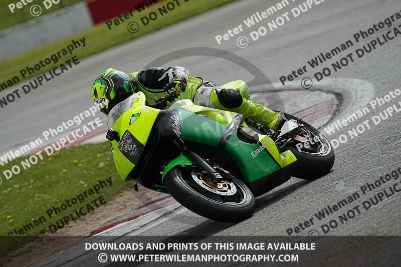 donington no limits trackday;donington park photographs;donington trackday photographs;no limits trackdays;peter wileman photography;trackday digital images;trackday photos